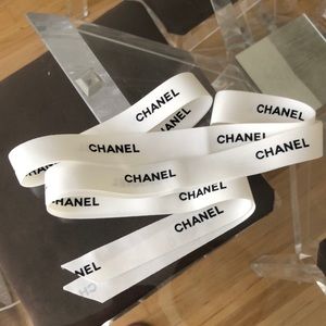 Chanel gift ribbon 100 inches